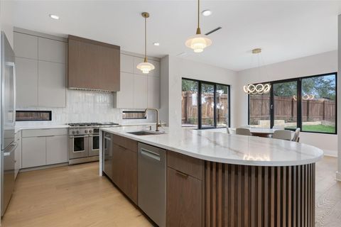 Tiny photo for 13701 Montview DR, Austin, TX 78732 (MLS # 9112849)