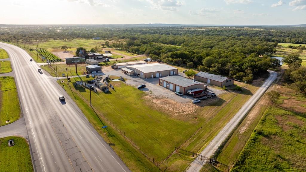 10034, 10046 E US Hwy 290 Highway