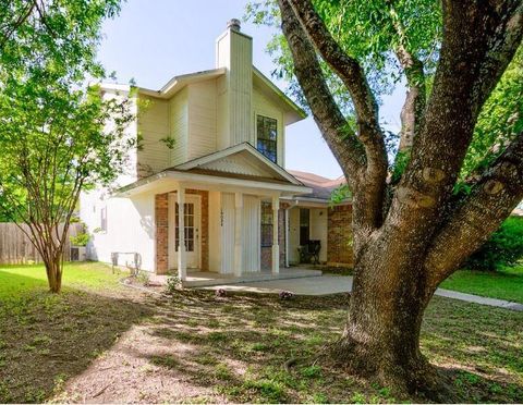 Photo of 16034 Stoneham CIR, Pflugerville, TX 78660 (MLS # 9803174)