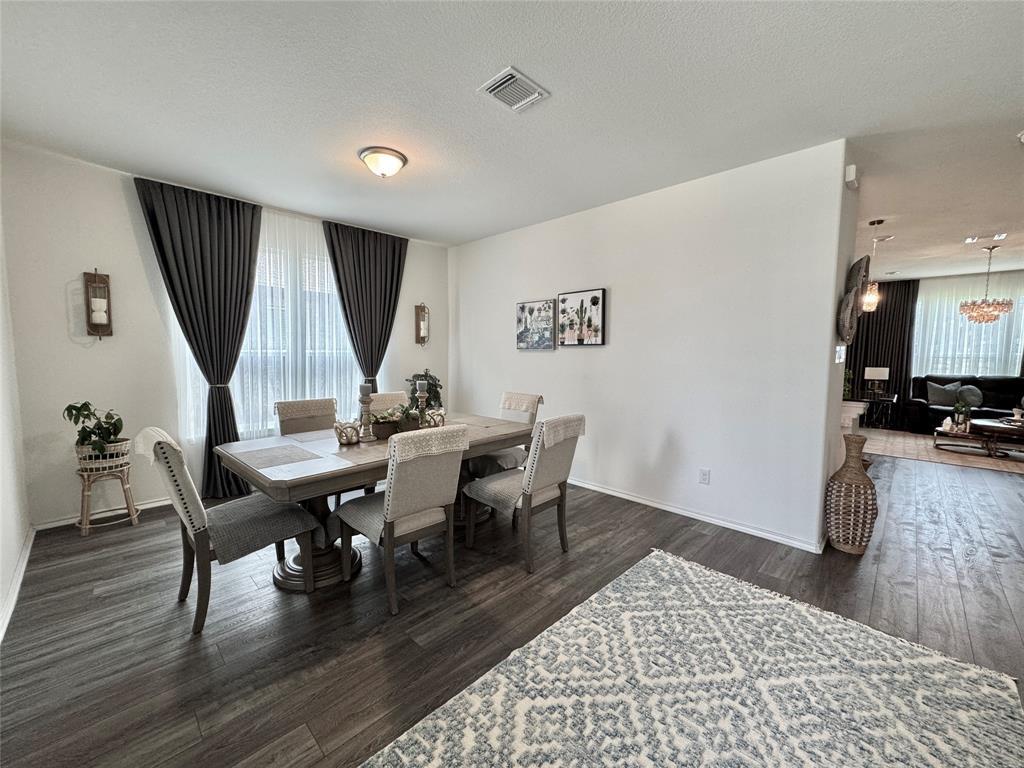 1121 Arbor Acres LOOP