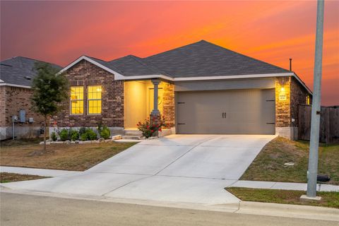 Photo of 440 Sebring CIR, Hutto, TX 78634 (MLS # 5211621)