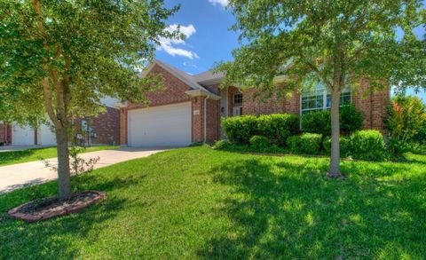 Photo of 613 Carismatic LN, Austin, TX 78748 (MLS # 7252287)