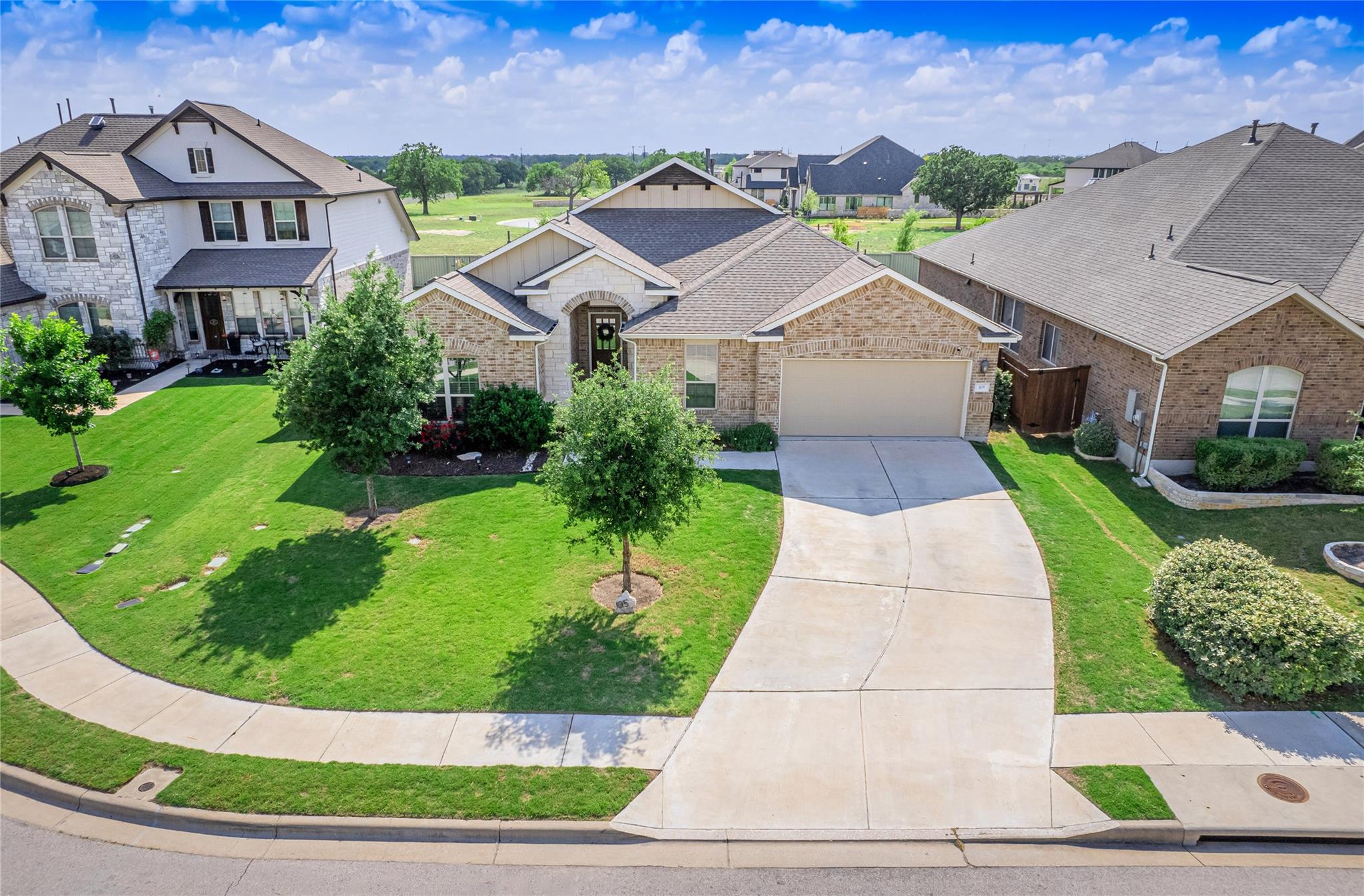 105 Strata DR