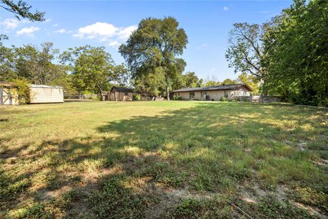 Tiny photo for 1105 E Applegate DR, Austin, TX 78753 (MLS # 7134883)