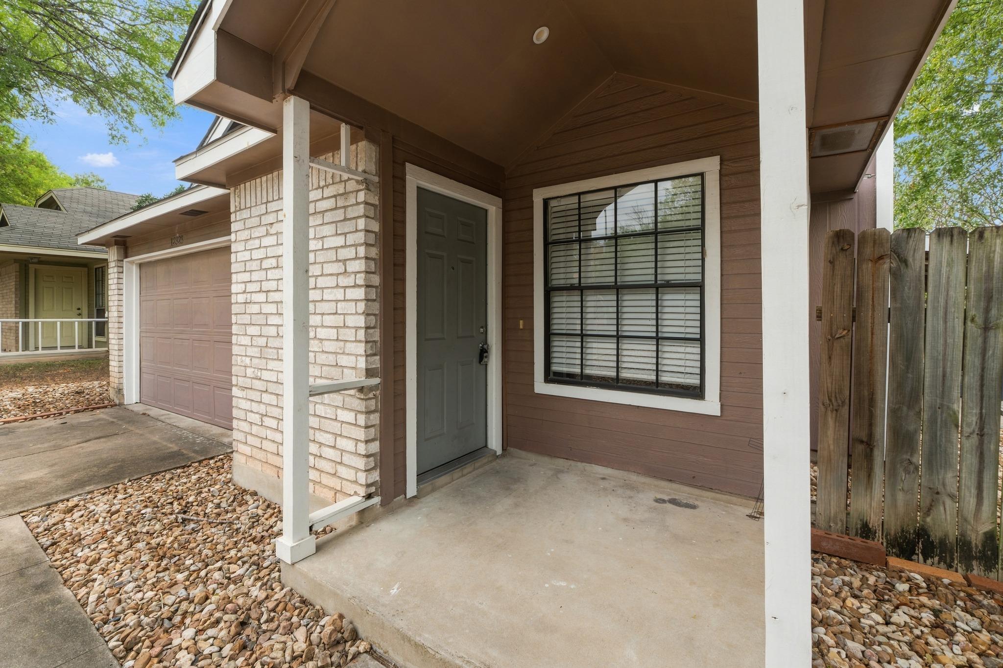 12323 Emery Oaks RD