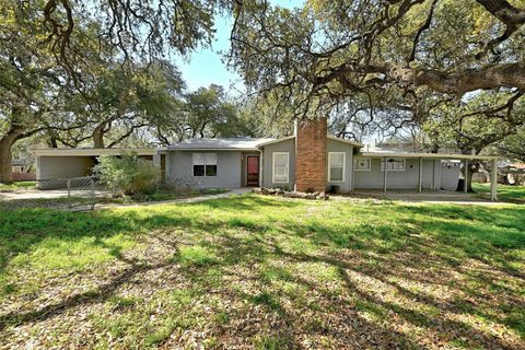 Photo of 810 S Center ST, Austin, TX 78704 (MLS # 3381154)