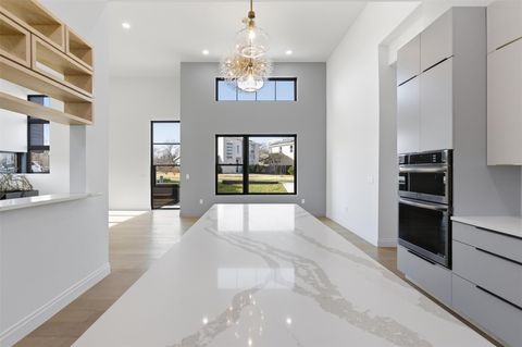 Photo of 5013 Rob Scott ST, Austin, TX 78721 (MLS # 4630469)