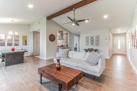 Photo of 11406 Ruffed Grouse DR, Austin, TX 78758 (MLS # 1373985)