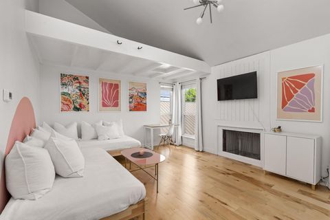 Photo of 1000 W 26th ST #208, Austin, TX 78705 (MLS # 6992002)
