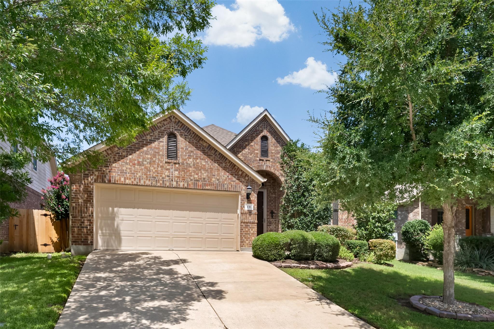131 Lacebark LN