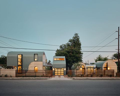Photo of 2201 Garden ST, Austin, TX 78702 (MLS # 9883863)