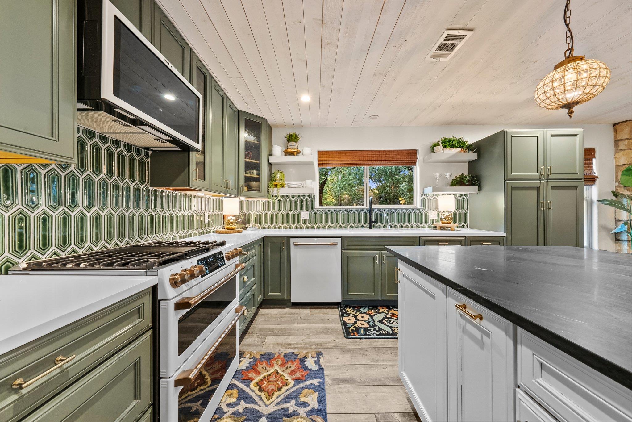 2800 River RD