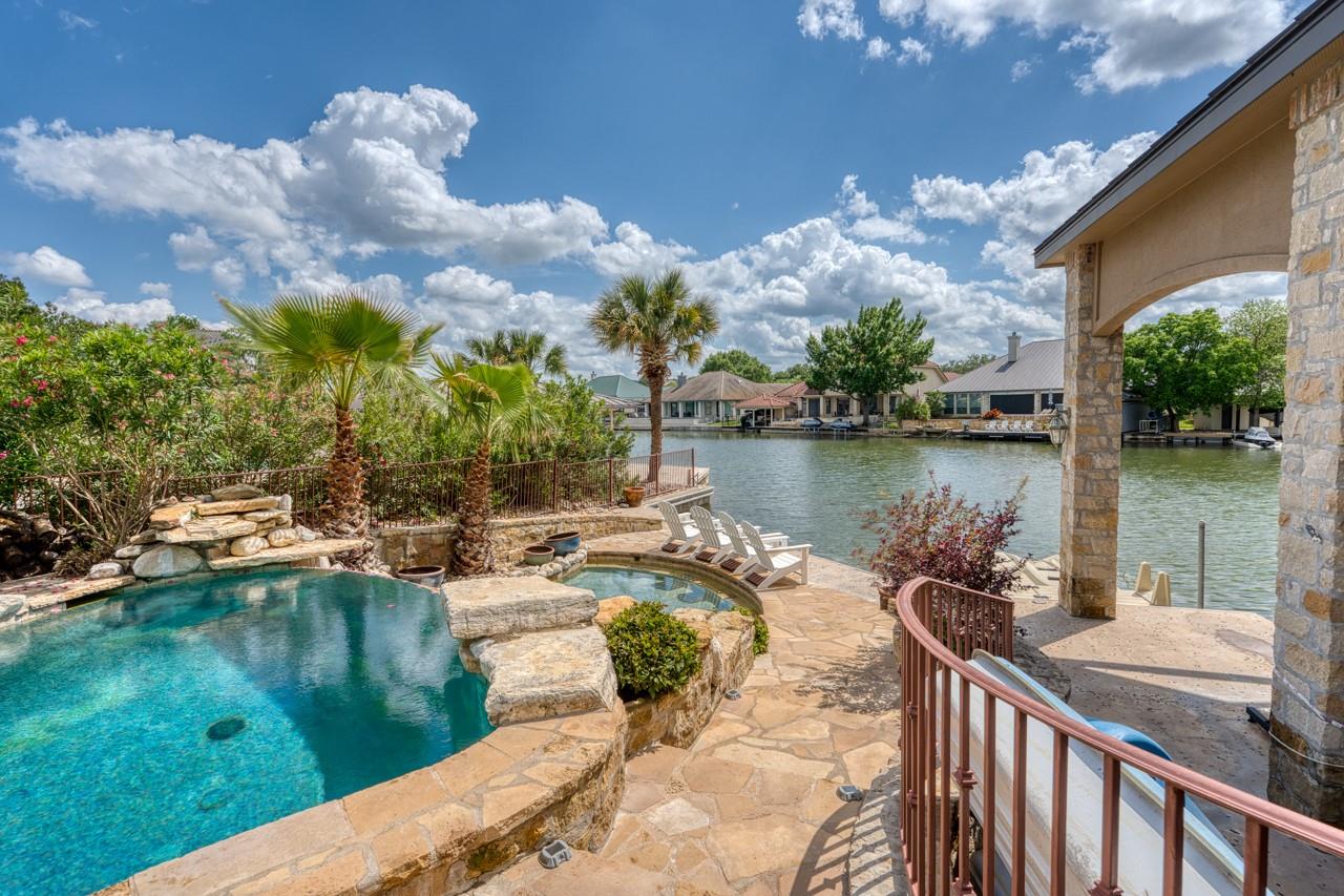 59 Applehead Island DR