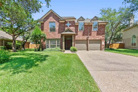 Photo of 3811 Standfield CT, Austin, TX 78732 (MLS # 2513137)
