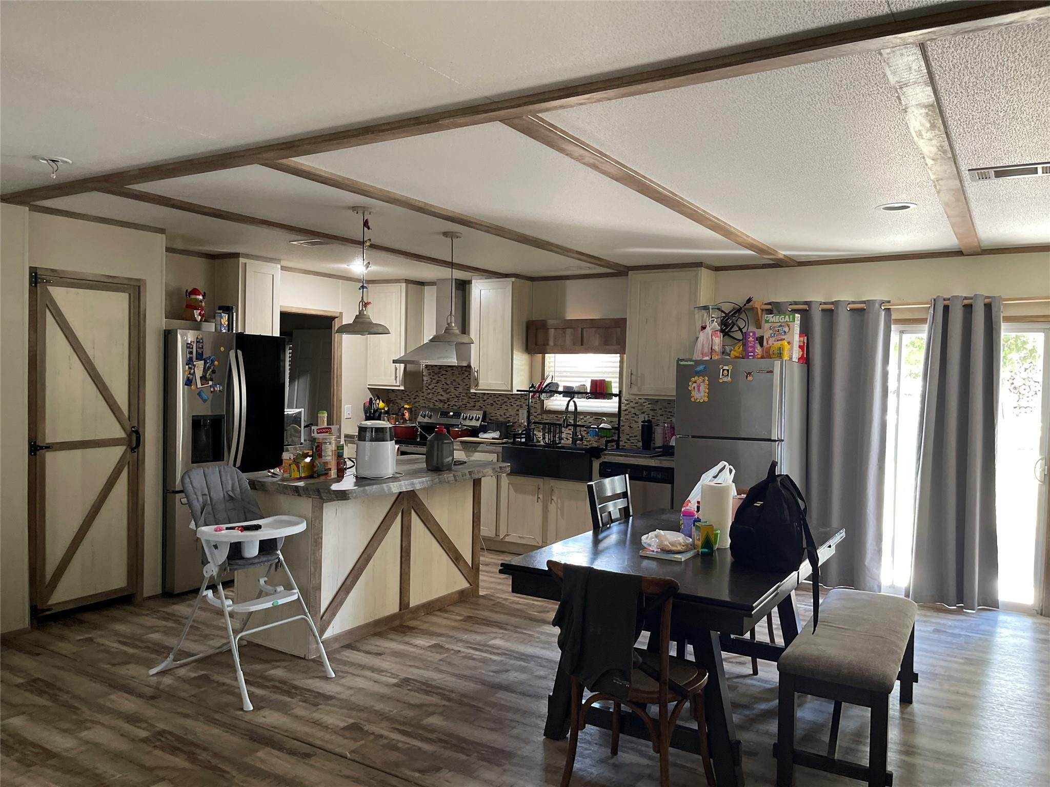 103 Azalea Ave