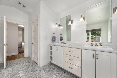Tiny photo for 2103 Oxford Ave, Austin, TX 78704 (MLS # 9964778)
