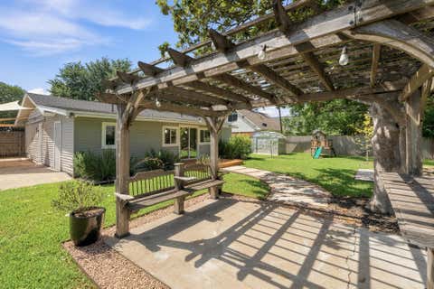 Tiny photo for 6706 Isabelle DR, Austin, TX 78752 (MLS # 5527462)