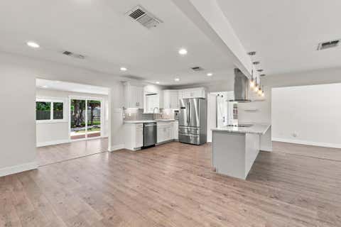 Tiny photo for 6706 Isabelle DR, Austin, TX 78752 (MLS # 5527462)