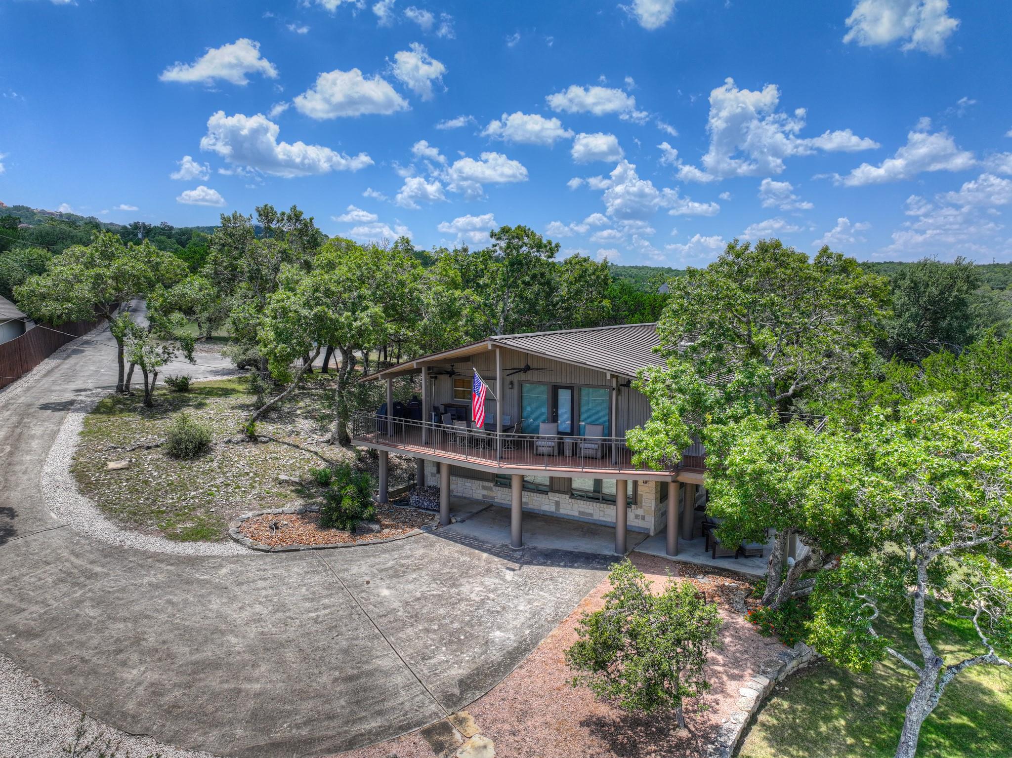 435 Nancy DR