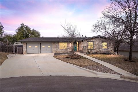 Photo of 3102 Berrylawn CIR, Austin, TX 78723 (MLS # 9776587)