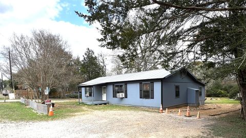 Photo of 123 Pine Song, Bastrop, TX 78602 (MLS # 7082733)