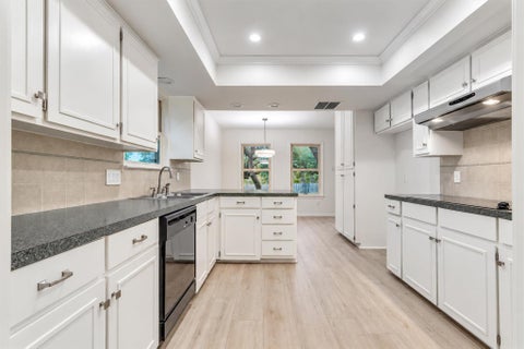 Tiny photo for 3431 Shady Valley DR, Austin, TX 78748 (MLS # 1376435)