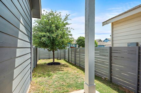 Tiny photo for 5701 Baythorne DR, Austin, TX 78747 (MLS # 9717372)