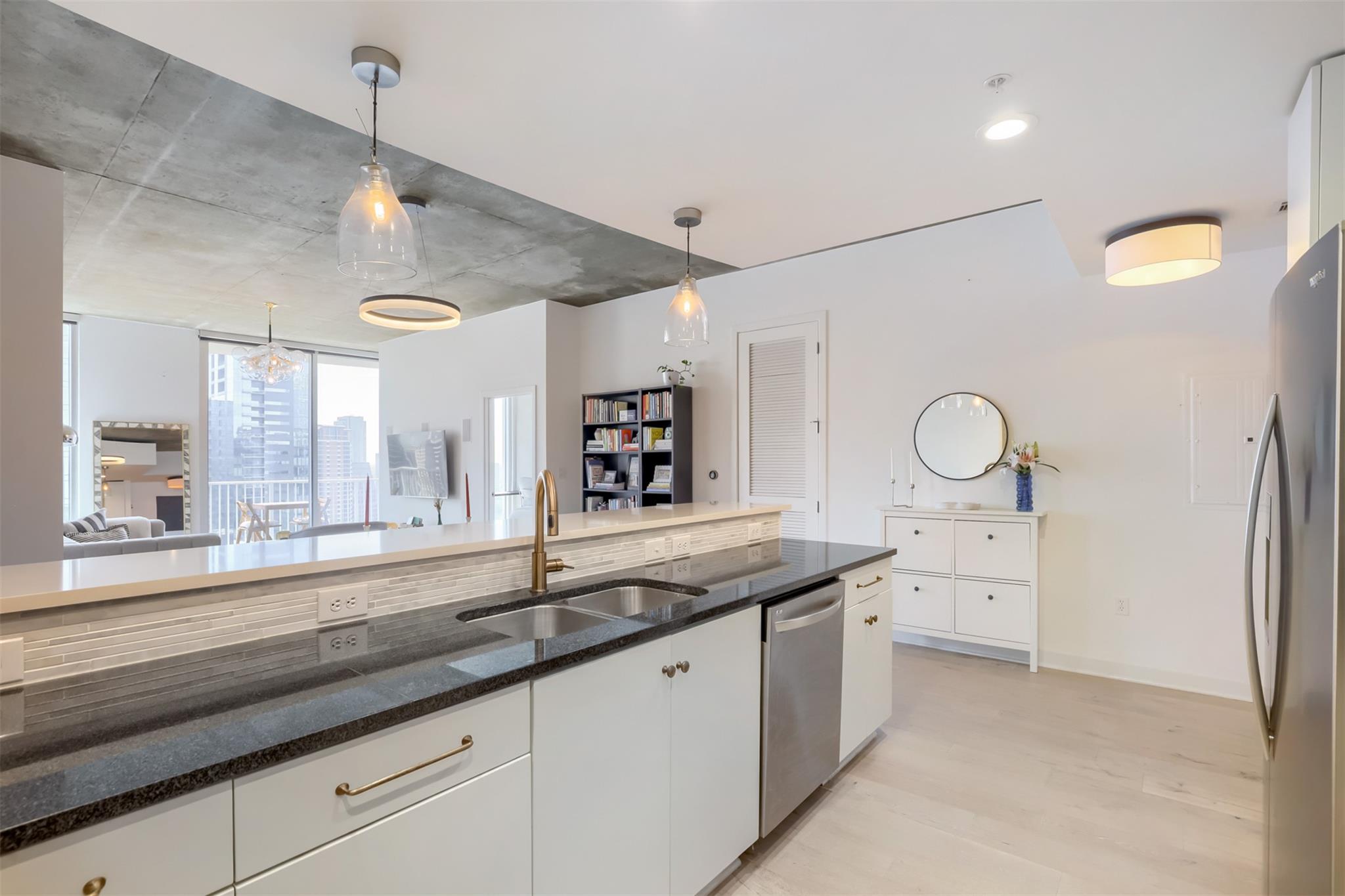 360 Nueces ST 3109