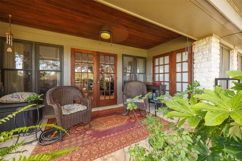 Tiny photo for 116 W Eagle DR, The Hills, TX 78738 (MLS # 3200283)