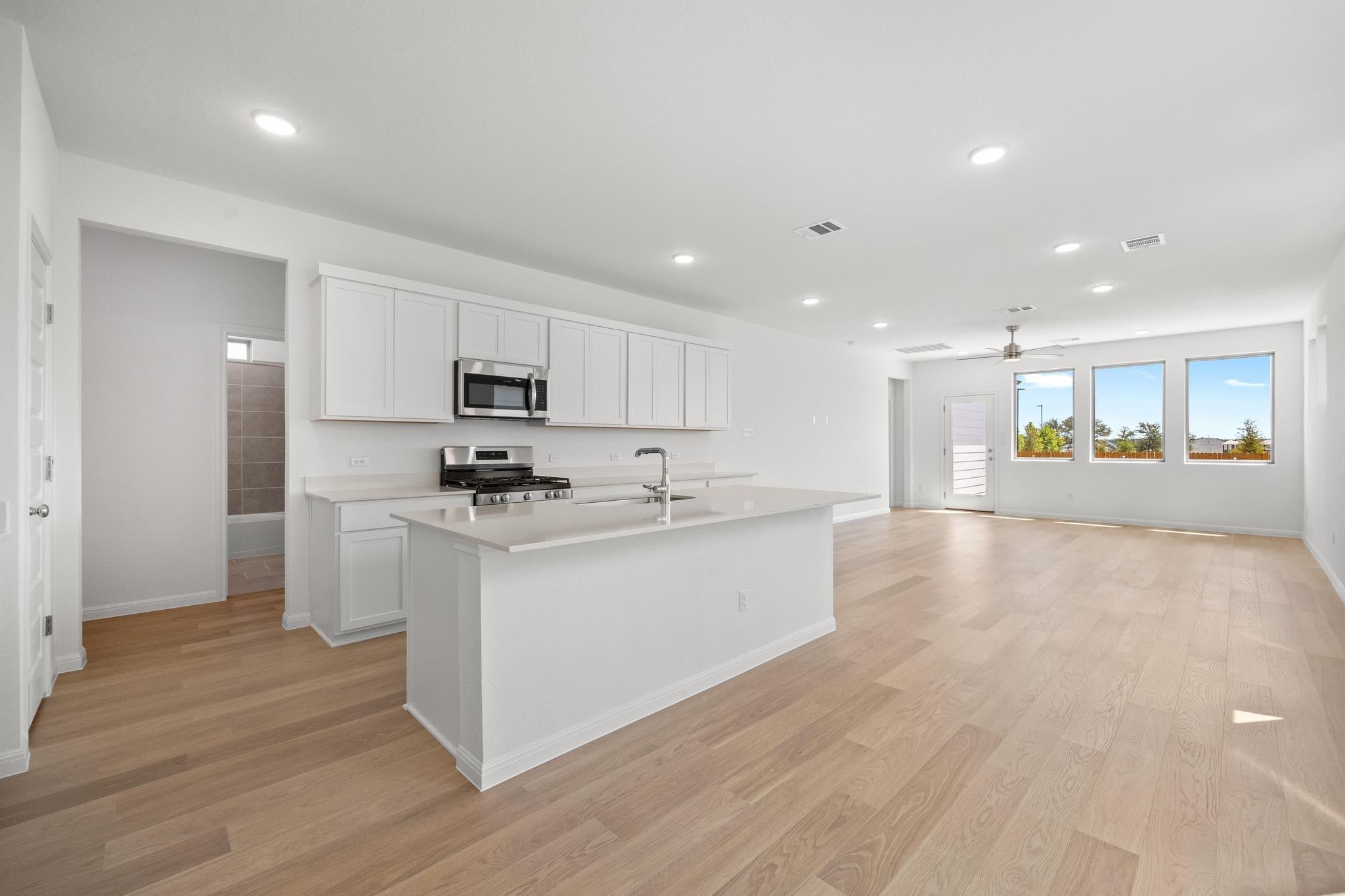 5621 Koshoa DR