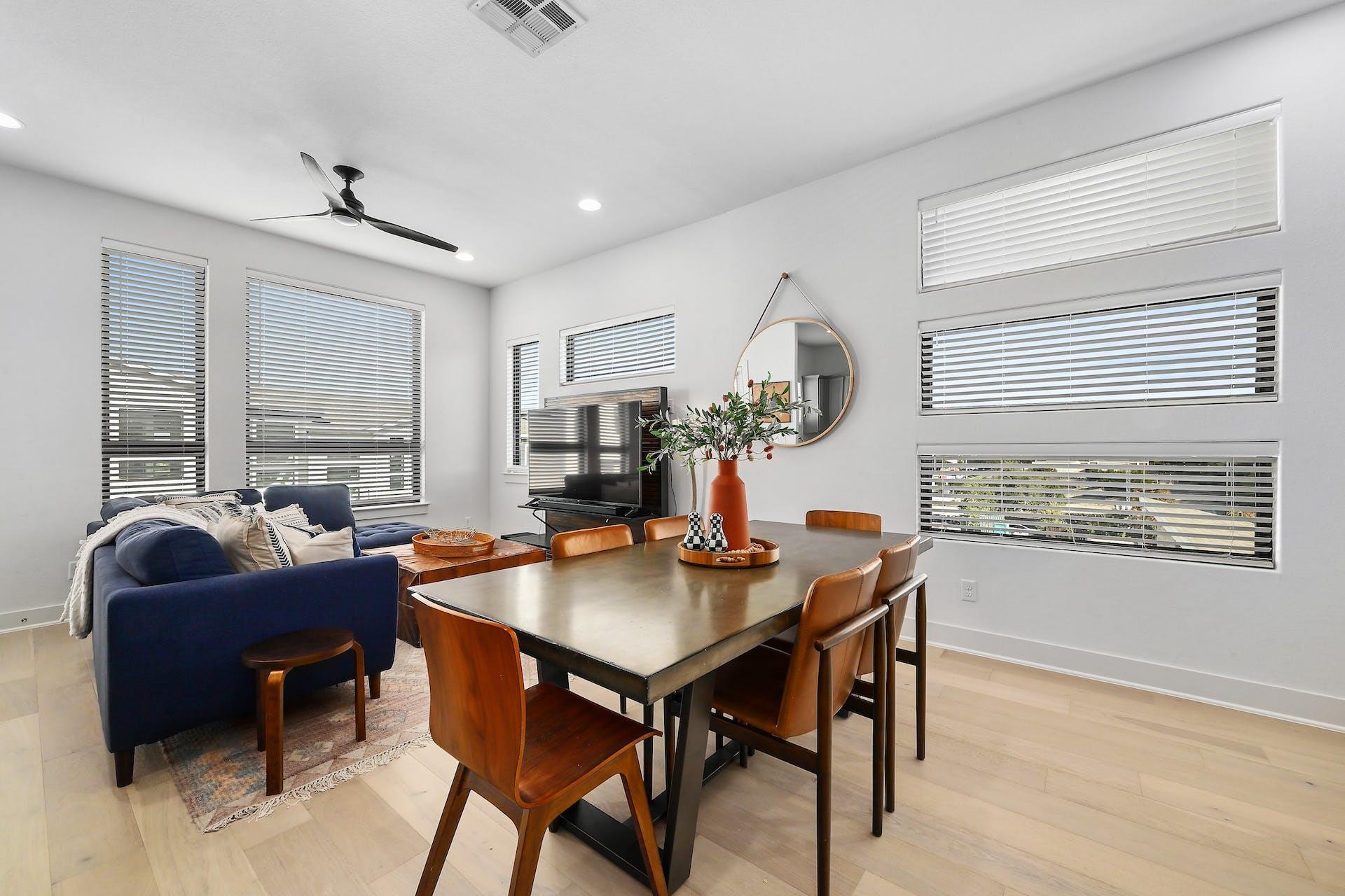 2050 Lohmans Spur RD 2301