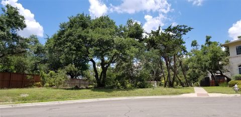 6631 LOST HORIZON DR Austin TX 78759