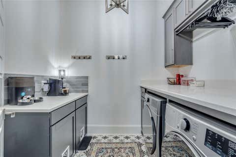 Tiny photo for 109 Bisset CT, Austin, TX 78738 (MLS # 2540004)