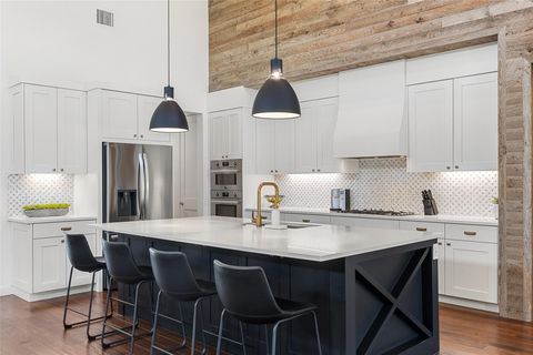 Tiny photo for 504 Padres PL, Lakeway, TX 78738 (MLS # 2151272)