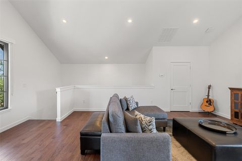 Tiny photo for 504 Padres PL, Lakeway, TX 78738 (MLS # 2151272)