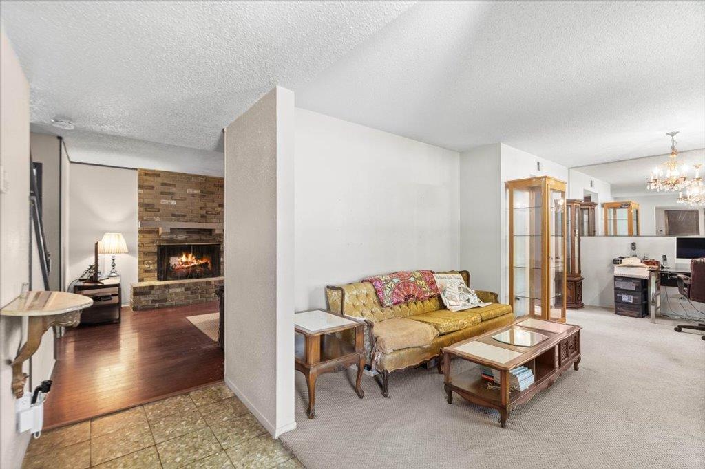 7108 Meadowood DR
