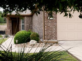 834 Salado Creek LN