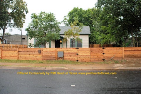 Photo of 2317 E 2nd ST, Austin, TX 78702 (MLS # 6988868)