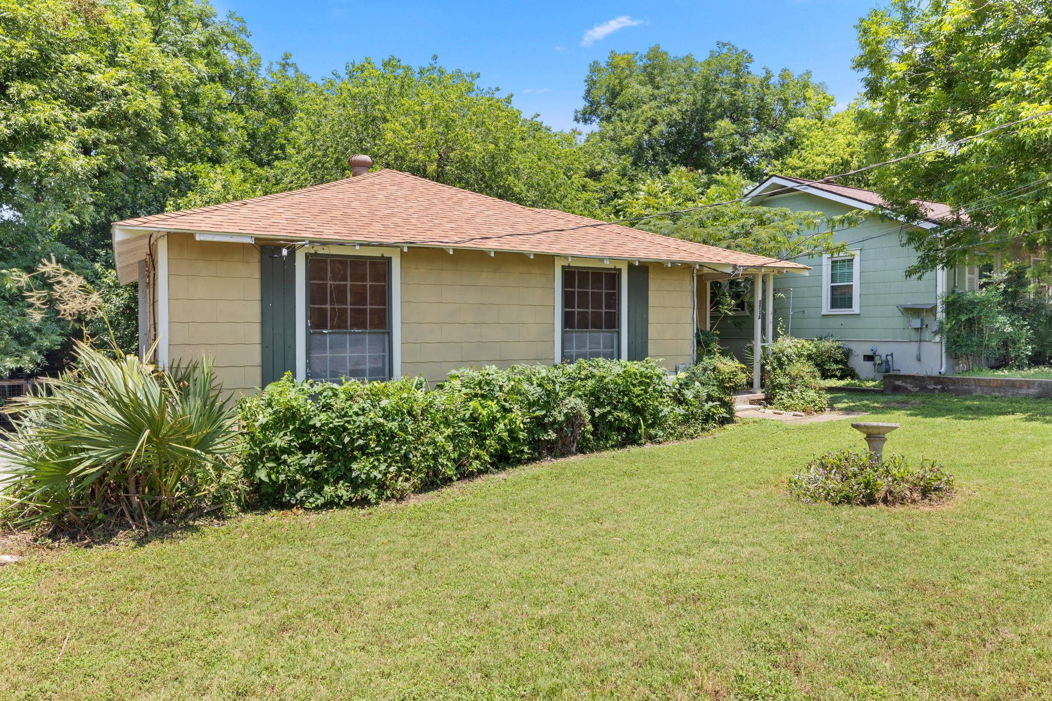 3704 Cherrywood RD