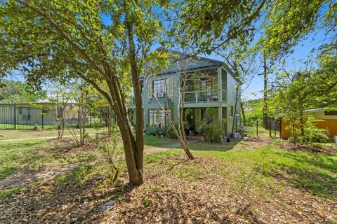 1403 Ashwood RD Austin TX 78722