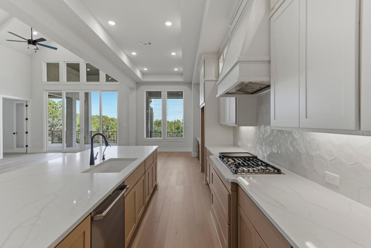 1125 Twisted Tarpley LN