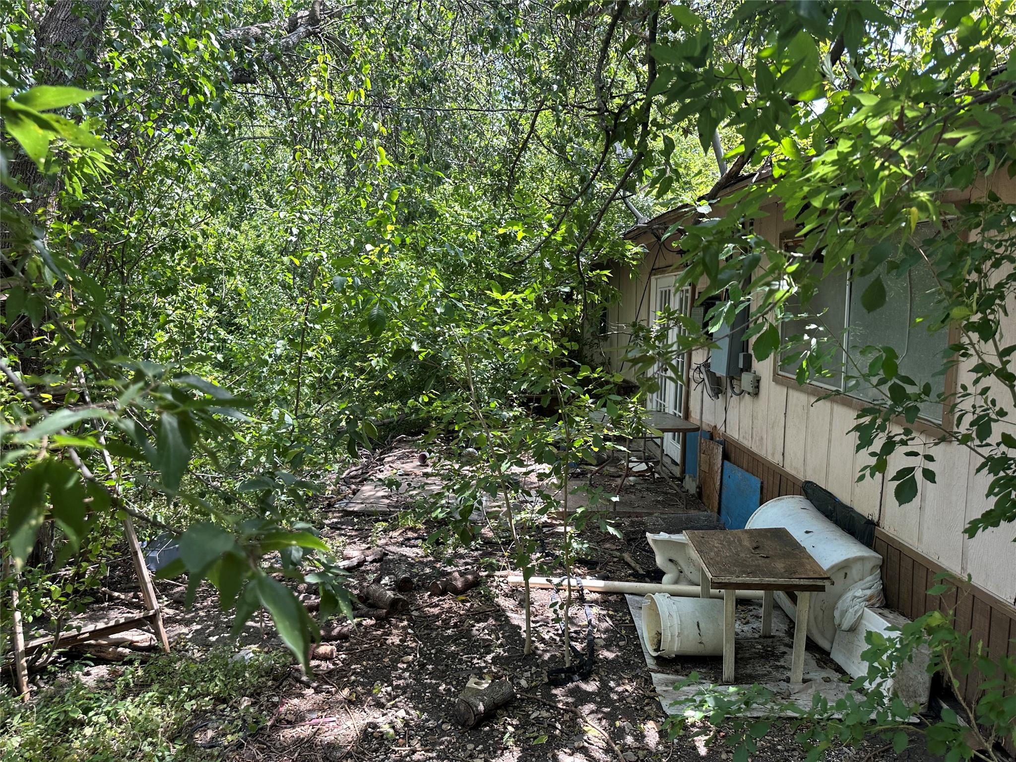 506 Forest CT
