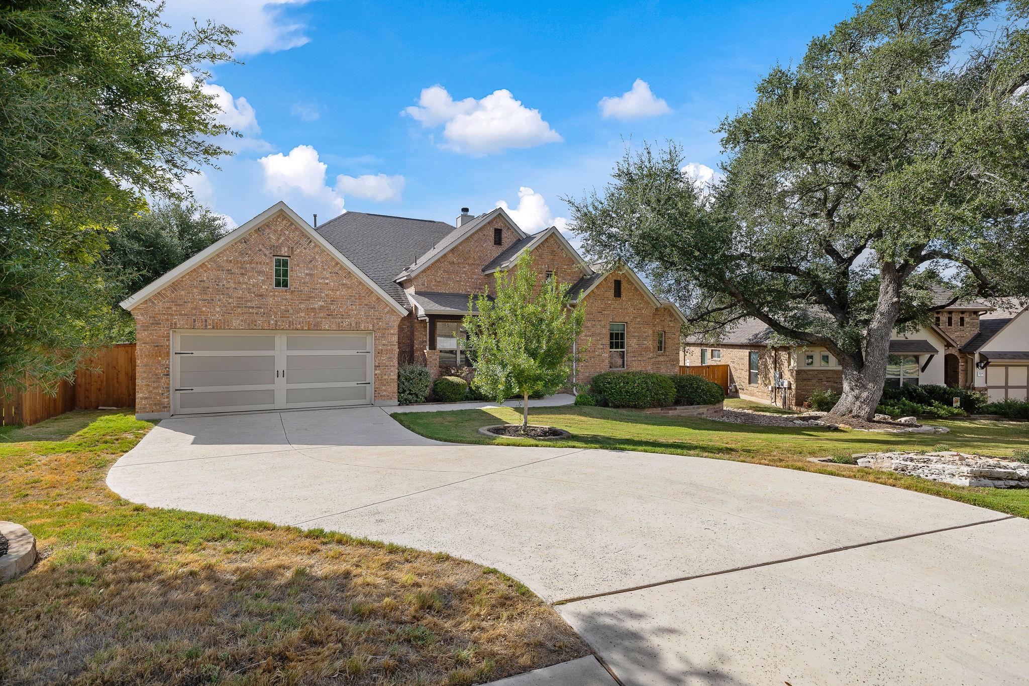 228 Lake Rim CIR
