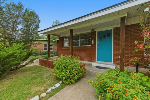 Photo of 1404 Cloverleaf DR, Austin, TX 78723 (MLS # 8648298)