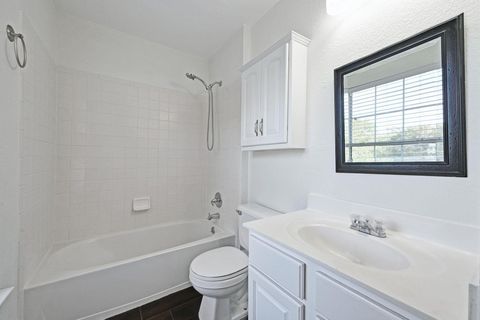 Tiny photo for 1400 Geoffs DR, Austin, TX 78748 (MLS # 2248252)