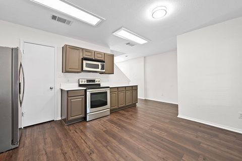 Tiny photo for 1400 Geoffs DR, Austin, TX 78748 (MLS # 2248252)