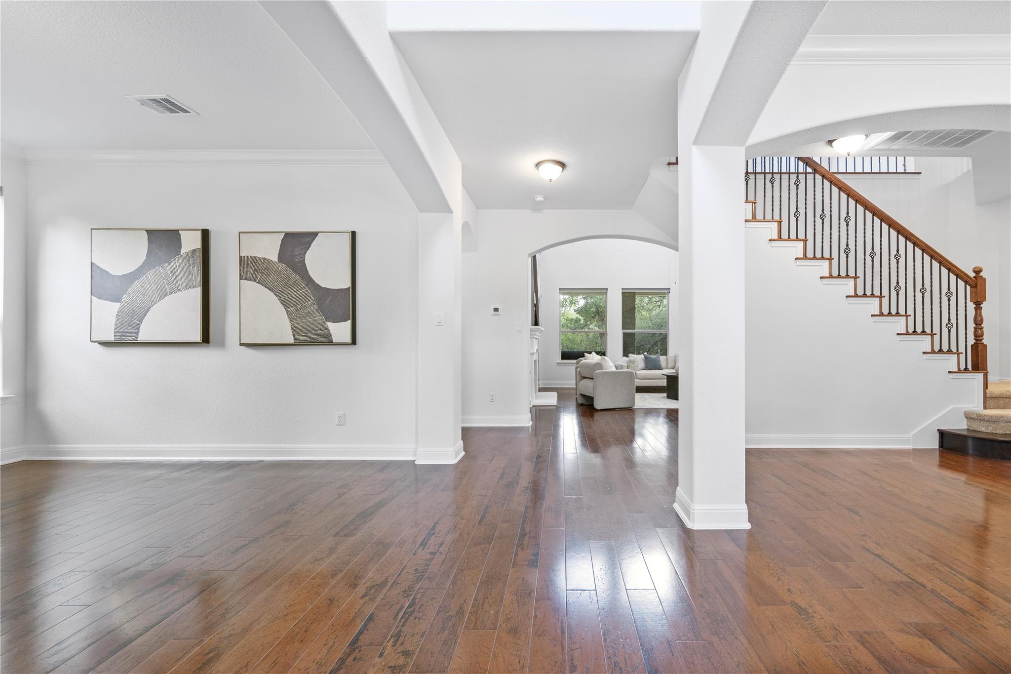 3904 Avery Woods LN