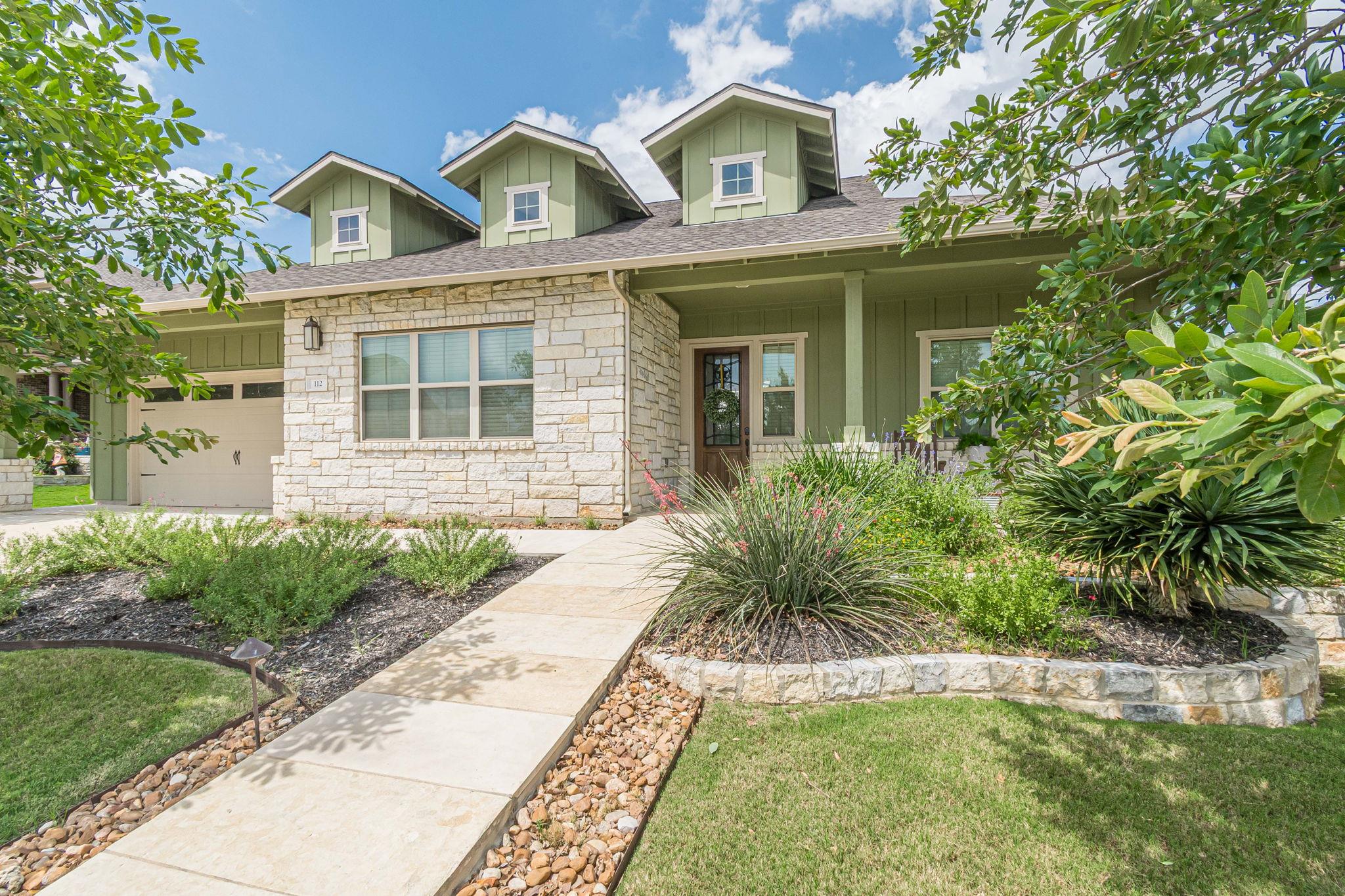 112 Laughing Pear DR