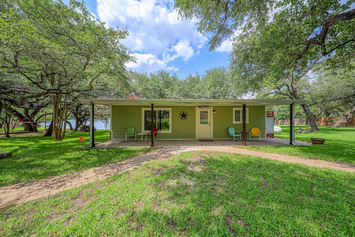 5520 W Beach CIR