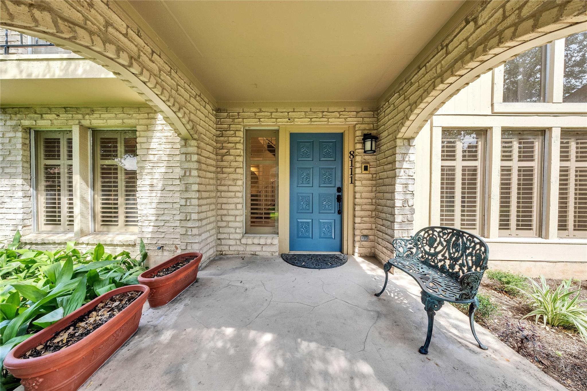 8111 Middle CT
